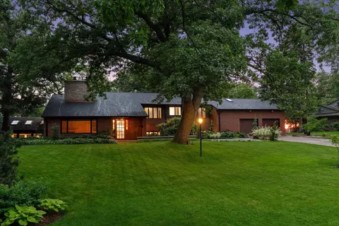 4450 Tyrol Crst, Golden Valley, MN 55416