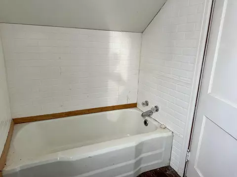 Bath - 3944 Maple St, Kettle River, MN 55757 photo 2 of 2