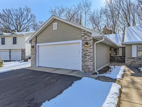 14793 Upper 56th St N, Oak Park Heights, MN 55082