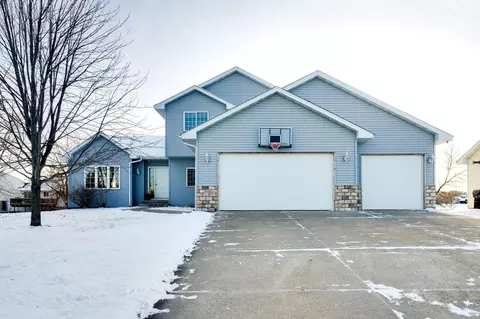 806 Vendell St, Buffalo, MN 55313