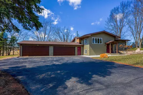 Exterior - 4591 W Greenleaf Dr, Eagan, MN 55123 photo 7 of 9