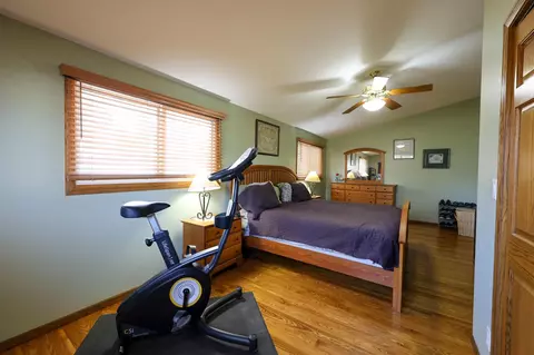Bedroom - 4591 W Greenleaf Dr, Eagan, MN 55123 photo 3 of 5