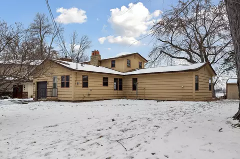 5538 W Bald Eagle Blvd, White Bear Township, MN 55110