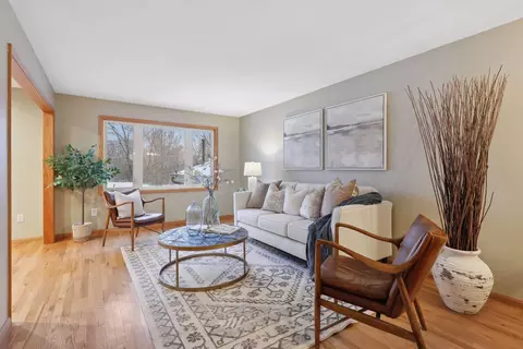 7659 Upper 167th St W, Lakeville, MN 55044