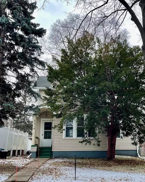 2016 Princeton Ave, Saint Paul, MN 55105