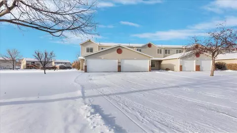 939 Cypress Rd #19, Saint Cloud, MN 56303 photo 5