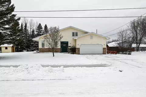 1015 15th Ave E, Superior, WI 54880