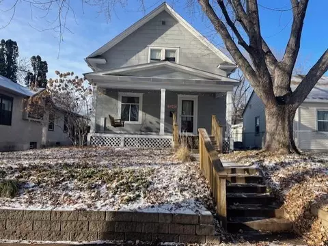 5240 43rd Ave S, Minneapolis, MN 55417