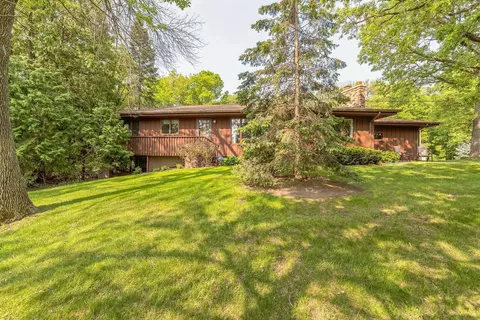 20521 Akin Rd, Farmington, MN 55024