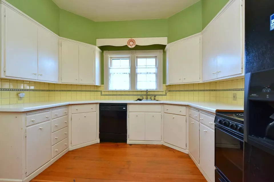  304 Grand St, Winona, MN 55987 photo 8