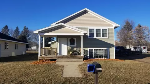 1315 Jefferson St N, Wadena, MN 56482