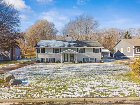 3751 Highland Ave, White Bear Lake, MN 55110