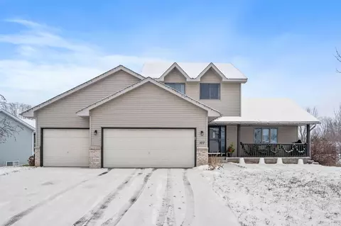 107 Summerfield Dr, Waverly, MN 55390