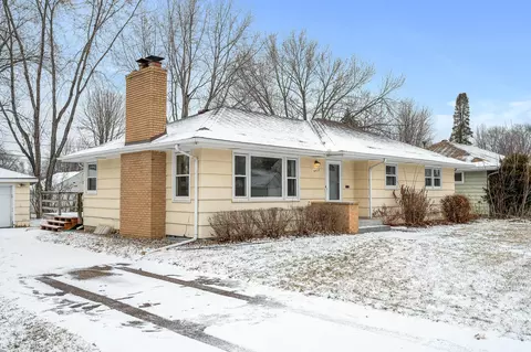 6832 Clinton Ave, Richfield, MN 55423