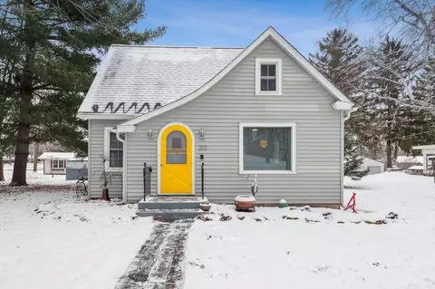 212 E 2nd Ave, Luck, WI 54853