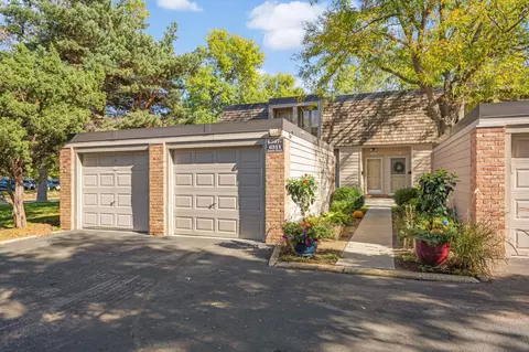 6309 Barrie Rd, Edina, MN 55435