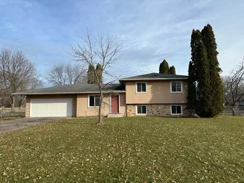 16634 Flagstaff Ave W, Rosemount, MN 55068