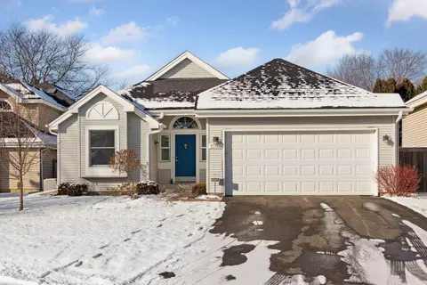15720 17th Pl N, Plymouth, MN 55447