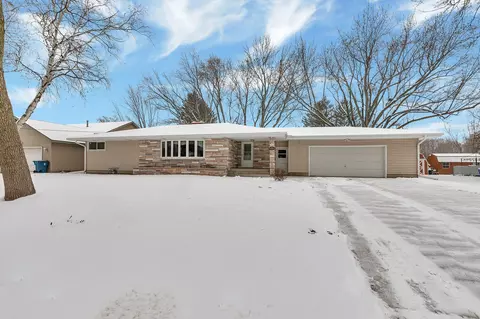913 4th Ave N, Sauk Rapids, MN 56379