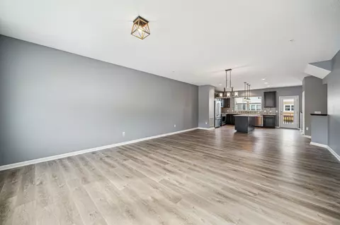 641 Satori Way, Chaska, MN 55318 photo 4