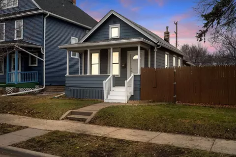 978 3rd St E, Saint Paul, MN 55106