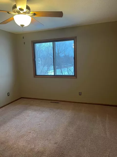 8511 S Pond Trl, Champlin, MN 55316 photo 9