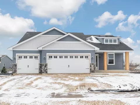 17815 Essex Ln, Lakeville, MN 55044