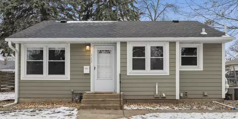117 7th Ave NE, Osseo, MN 55369