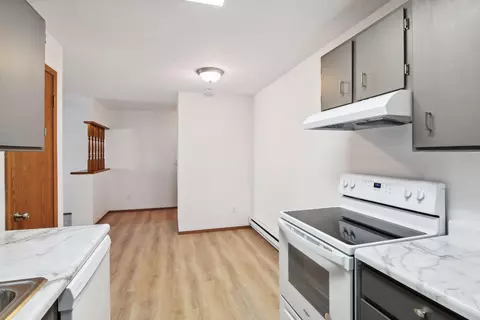 16534 Franklin Trl SE #7A, Prior Lake, MN 55372