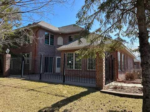 1619 Hunter Hill Rd, Hudson, WI 54016