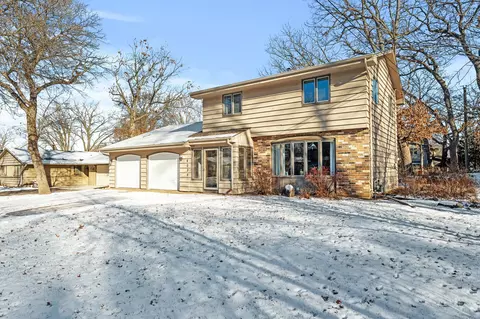 6035 Mckinley St NE, Fridley, MN 55432