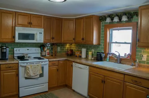 4709 Dodge St, Duluth, MN 55804 photo 15