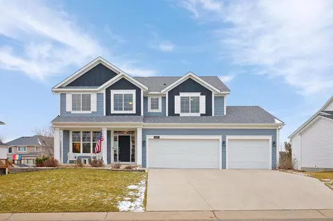 2433 Liberty Trl, Woodbury, MN 55129