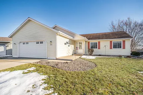 804 Diamond Ridge Ln NW, Rochester, MN 55901