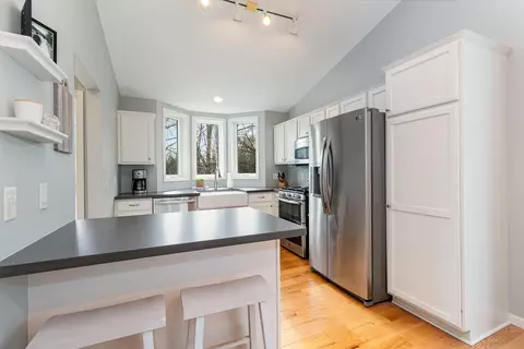 Kitchen - 6132 Ridgewood Rd, Mound, MN 55364 photo 4 of 4