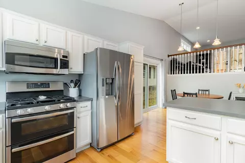 Kitchen - 6132 Ridgewood Rd, Mound, MN 55364 photo 2 of 4