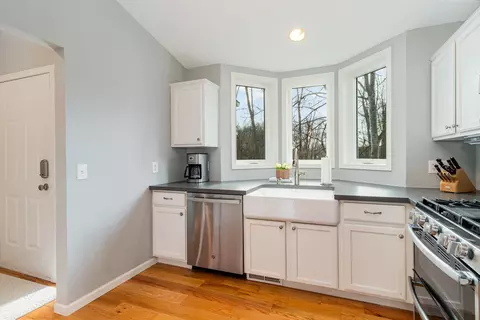 Kitchen - 6132 Ridgewood Rd, Mound, MN 55364 photo 3 of 4