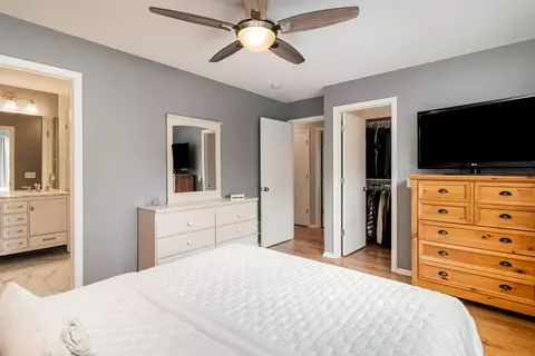 Bedroom - 6132 Ridgewood Rd, Mound, MN 55364 photo 1 of 10