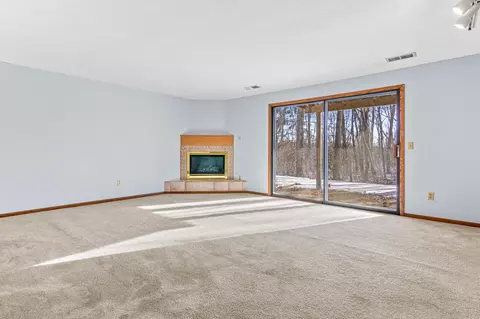 4 E Ridge Rd, Circle Pines, MN 55014 photo 3