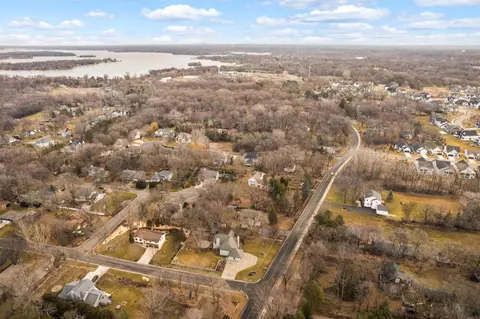 25340 Smithtown Rd, Shorewood, MN 55331 photo 3
