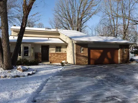 11809 Edgewood Ave N, Champlin, MN 55316 photo 2