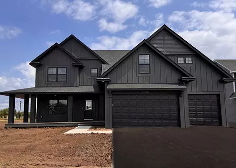 17908 Headwaters Dr, Lakeville, MN 55044