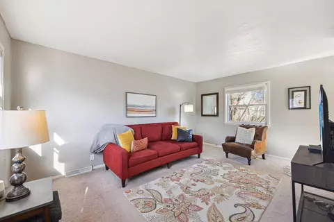 5150 Irving Ave N, Minneapolis, MN 55430