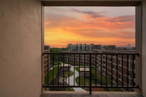7220 York Ave S #604, Edina, MN 55435