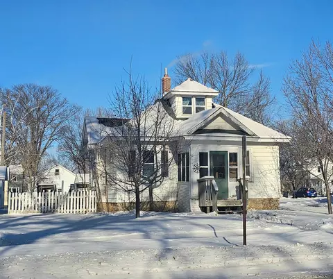 303 E 7th St, Morris, MN 56267 photo 22