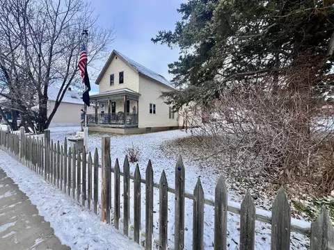 33 Jasper St, Soudan, MN 55782