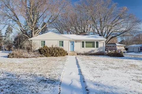 2493 Tierney Ave E, North Saint Paul, MN 55109