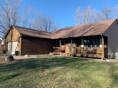 17410 12th Ave N, Plymouth, MN 55447