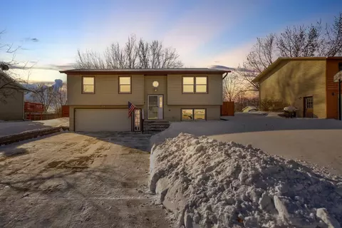 540 Cindy Ln, Owatonna, MN 55060