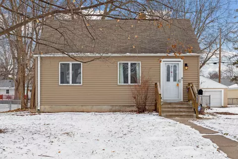5622 Emerson Ave N, Brooklyn Center, MN 55430